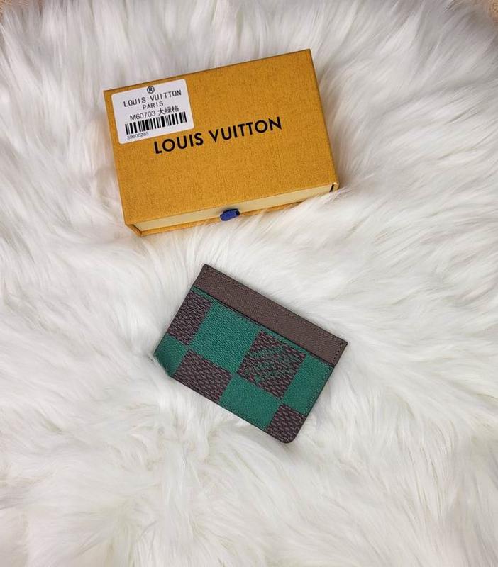 LV Wallets 44